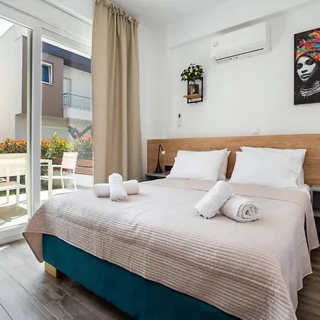 Ethra * Szkála Rahoníu